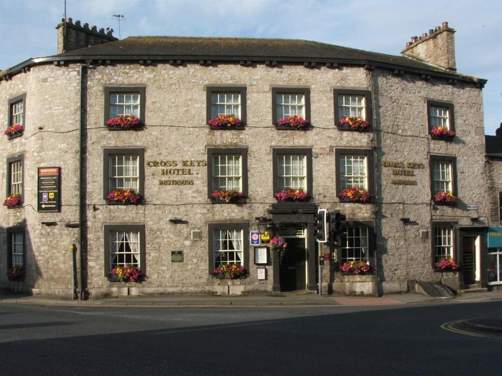 The Cross Keys Milnthorpe Quarto foto